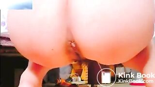 HAIRY CHINESE GIRL PISSING AND SHITTING ON THE FLOOR