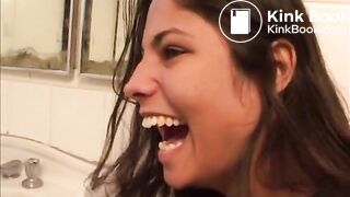 My favourite latina pooping