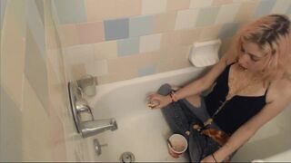 Junkfood pukewhore and scat