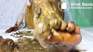 Shitty feet - video 4