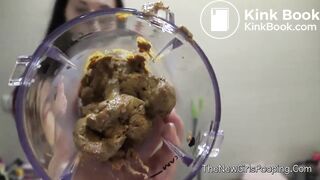 Sara plastic cup poop