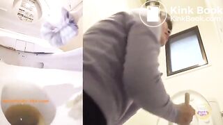 Sexy jap girl poops on toilet