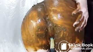 Sloppy scat leggings poop