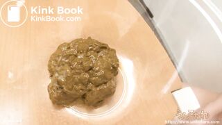 Pretty Girl Pooping - Hiroko K. -