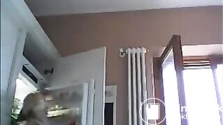 Blonde Camgirl tries her shit