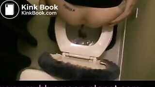 Loose poo from above