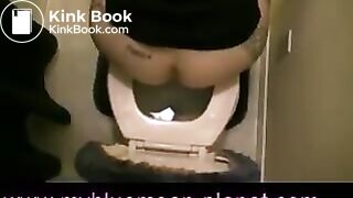 Loose poo from above