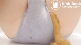 Soppy girl pantypoop 1eakage