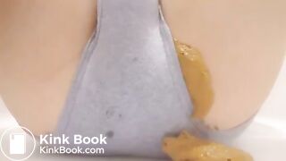 Soppy girl pantypoop 1eakage