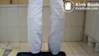 Human toilet eats huge turd from girlfriend