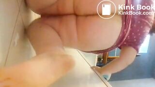 I bet she is taste divine