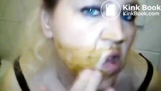 Chubby blonde scat play