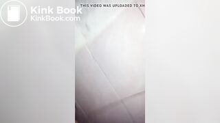 Korean girl shits in a toliet with piss