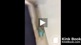 Girls pooping on the toliet - video 24