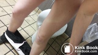 CANDIE CANE FIRST PUBLIC POOP VID