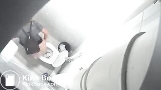 Blonde lady shit in toilet
