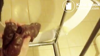 Scat slave - video 9