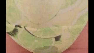 Short panty poop with nice sounds