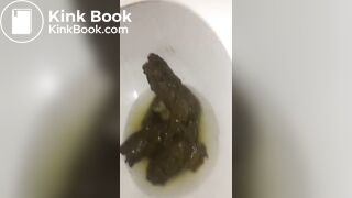 My friend takes huge shits