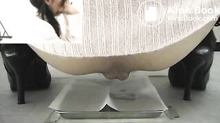 F3-03 Convince girls to shit