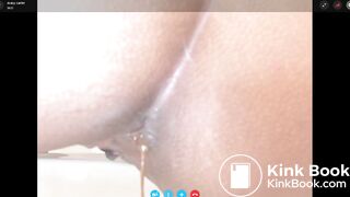 thick Latina scat show