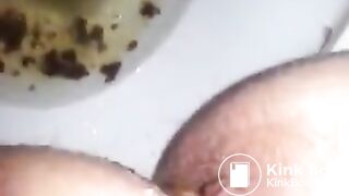 runny shit between legs 3