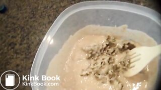 Cooking a shit pudding from her own poop