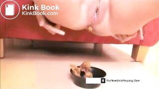 Beautiful Latina pooping