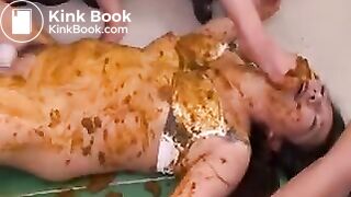 Girls prepare the new college student to be a dirty scat slut