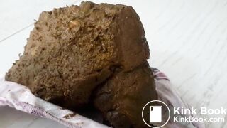 Giant panty poop and show