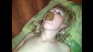 Girlfriend Scat - video 3