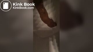 Big ebony booty poop