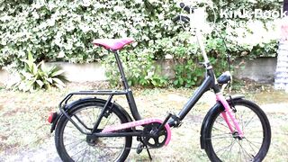 pooping leggings on a bike