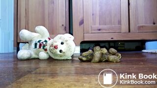 teddy bear stomp under poop