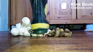teddy bear stomp under poop