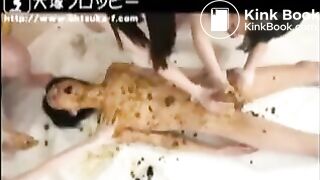 A Golden Girls' Tournament Filled With E. Coli