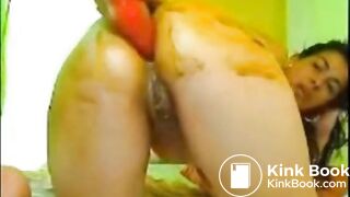 Colombian amateur scat girl