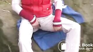 Dany massive public pants \ panty pooping