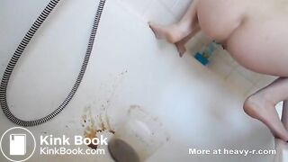 Girl smearing her liquid shit