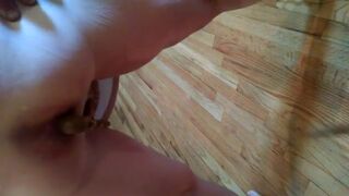 Chubby wife pooping on the floor