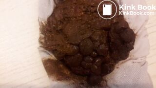 Blonde Diarrhea in Tights