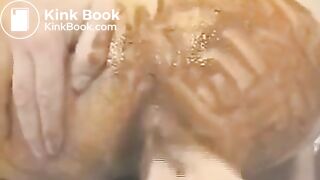 So lecker die pummelige haarige piss und scheiss Fotze