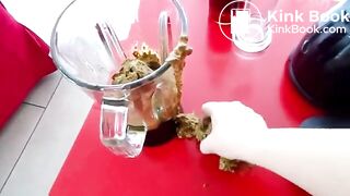 What a nice shit from a sexy chub