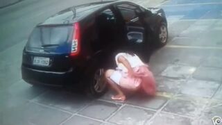 Urgent shit - video 8