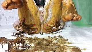 My feet receive a portion of shit