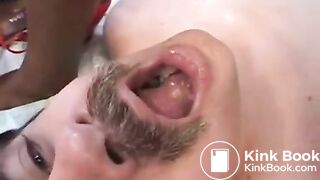 beautiful ebony shitting on her slave