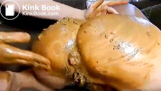 scat lesbians - video 4