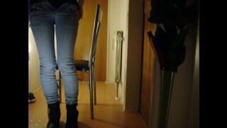 Toilet slave - video 6