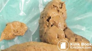 Sexy teen shitting - video 4