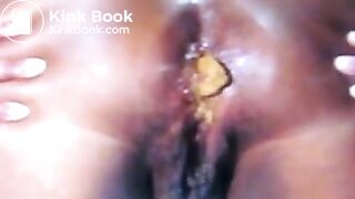 Black girl shitting - video 2
